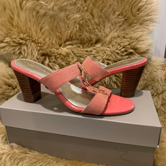 COPY - Anne Klein iflex coral leather mules with gold accents. US 7 - Picture 2 of 7